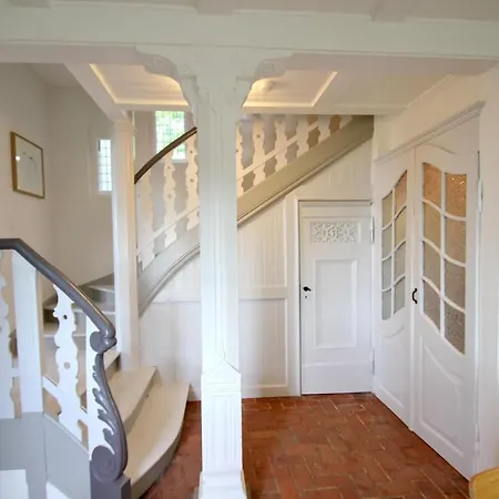 Casa de Férias Maerchenhafte In Idyllischer Lage Und Mit Meerblick - Hermine Altefähr