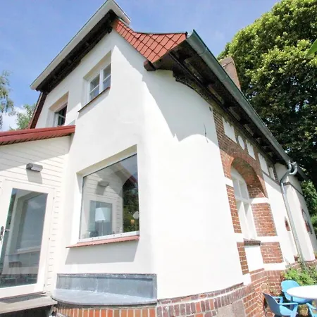 Maerchenhafte In Idyllischer Lage Und Mit Meerblick - Hermine Altefähr